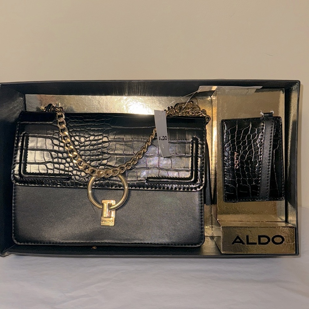 Aldo Gift Set With Black Purse With Gold Chain Strap, Crossbody, Or Handle, New